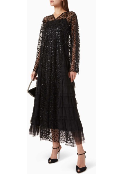 Şık Payetli Volanlı Abaya Modeli ile Rahat ve Zarif Görünüm Elde Edin fiyatları