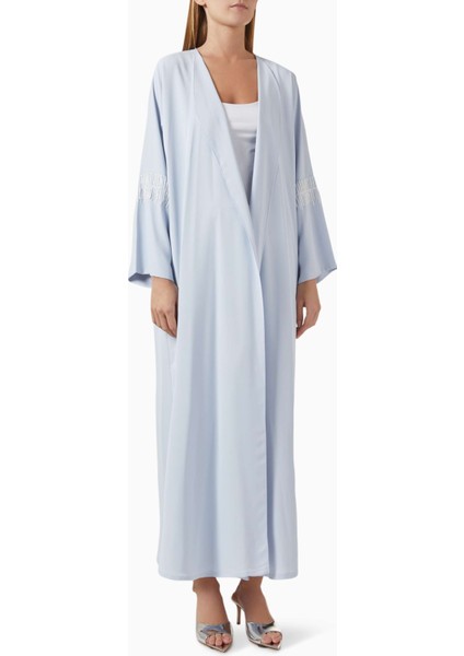 Şık Dantel Işlemeli Açık Ön Abaya ve Şeila ile Şıklığı Yakalayın