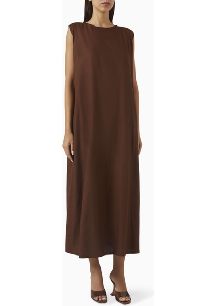 Işlemeli Abaya ve Sheila Seti ile Şıklığınızı Tamamlayın ve Rahatlığın Keyfini Çıkarın fırsatları