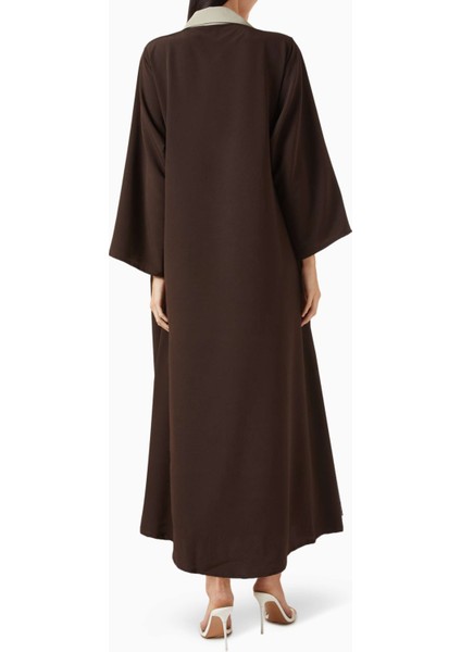 Şık Uzun Kollu Abaya ve Sheila Modelleri ile Rahat ve Zarif Kullanım Sunar modelleri