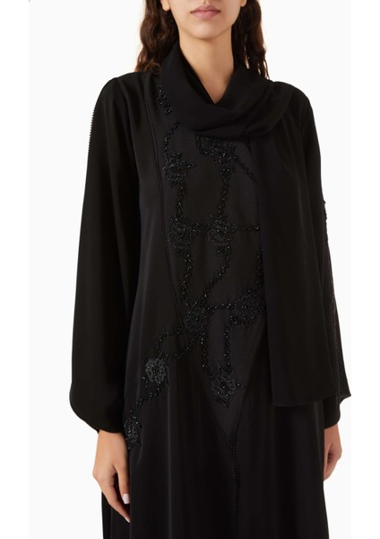 Incilerle Süslenmiş Abaya ve Sheila ile Şıklığı Yakalayın, Rahat ve Şık Tasarım fırsatları