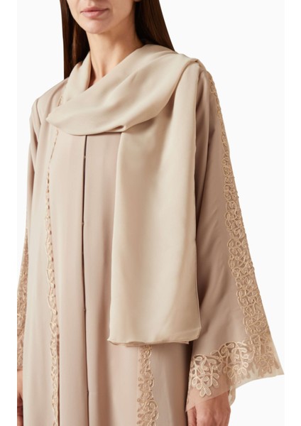 Modern Laser Korse Işlemeli Abaya Zarif Tasarım ve Şıklık Için Ideal Seçim