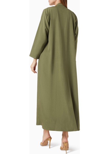 Günlük Şıklık Için Işlemeli Abaya ve Eşleşen Şila ile Rahat Kullanım modelleri