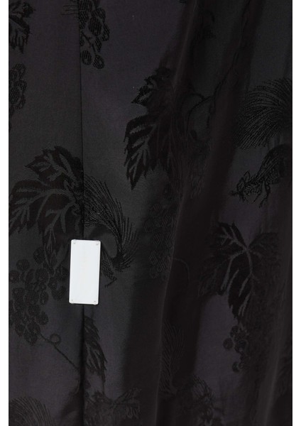 Şık Silüetli Kaftan Rahat ve Lüks Tasarım ile Her Anınıza Uygun indirimleri