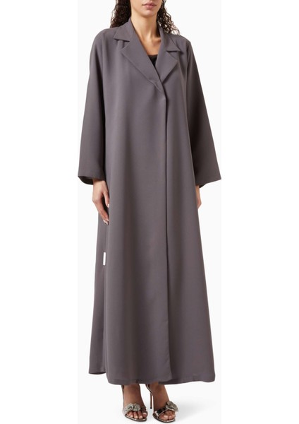 Modern Minimalist Notched Collar Abaya Uzun Kollu Aline Silueti ile Şıklığı Yansıtıyor