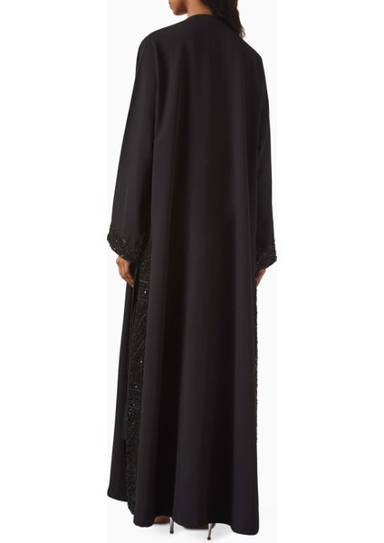 Şık Dantel Işlemeli Abaya Konfor ve Zarafeti Birleştiriyor modelleri