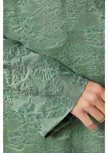 Şık Notched Yaka Abaya ile Konfor ve Zarafeti Bir Arada Yaşayın indirimleri