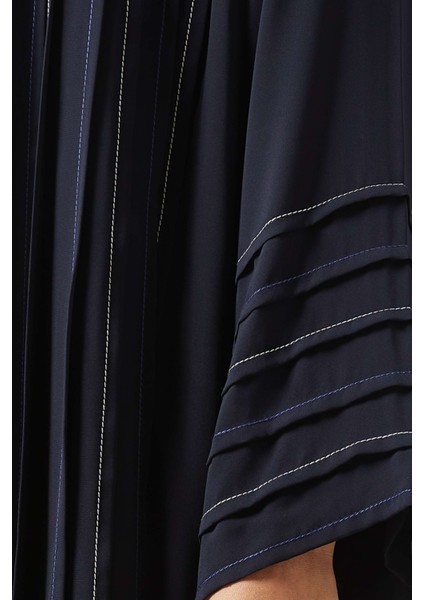 Şık ve Modern Plise Detaylı Abaya Minimalist Tasarım ile Şıklığı Yakalayın indirimleri