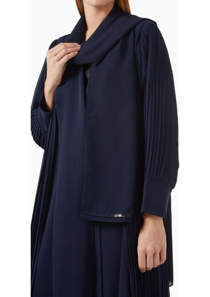 Şık Abaya Modeli Akıcı Plise Panellerle Gün Şıklığını Yakalayın fırsatları