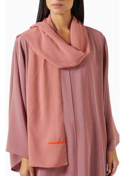 Büyüleyici Detaylarla Tasarlanan Oversize Abaya ile Şıklığınızı Tamamlayın indirimleri