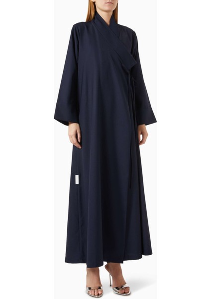 Yüksek Yaka Abaya Konforlu Tasarım ve Şık Detaylarla Günlük ve Gece Kullanım Için Ideal