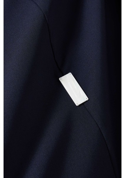 Yüksek Yaka Abaya Konforlu Tasarım ve Şık Detaylarla Günlük ve Gece Kullanım Için Ideal