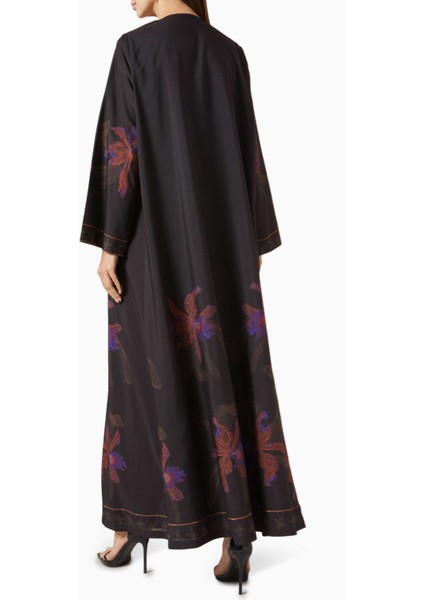 Lüks Tasarım ve Modern Dokunuşla Rahat Baskılı Abaya Modelleri modelleri