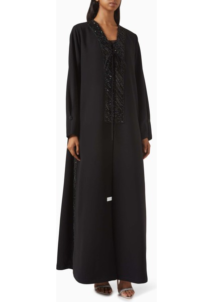 Zarif Dantel Aplikeli Abaya Konforlu Tasarım ve Şıklığın Buluştuğu Parça