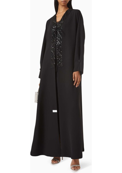 Zarif Dantel Aplikeli Abaya Konforlu Tasarım ve Şıklığın Buluştuğu Parça fiyatları