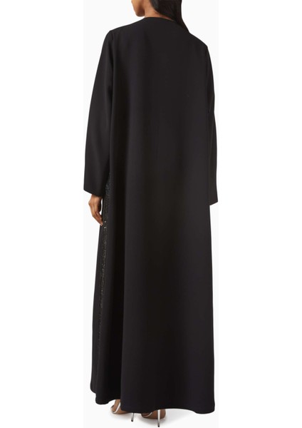 Zarif Dantel Aplikeli Abaya Konforlu Tasarım ve Şıklığın Buluştuğu Parça modelleri