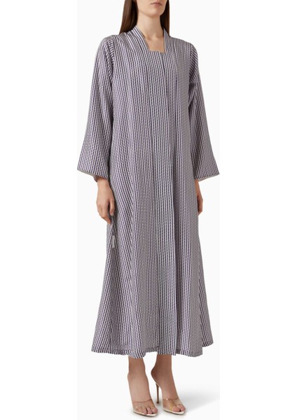 Lüks Tasarım ve Modern Tarz ile Şifon Baskılı Abaya ve Şeila Kombini