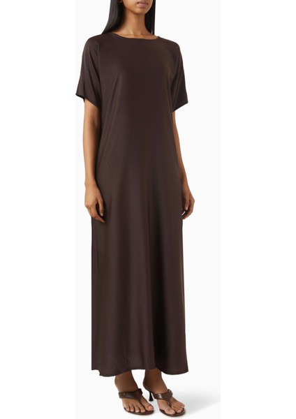 Şık Dikişli Abaya Seti ile Eğlenceli Renk Geçişi ve Zarif Şıklık indirimleri