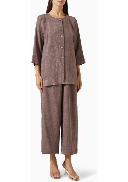 Şık Nakışlı 4 Parça Abaya Seti Günlük ve Özel Günler Için Üstün Konfor ve Zarafet