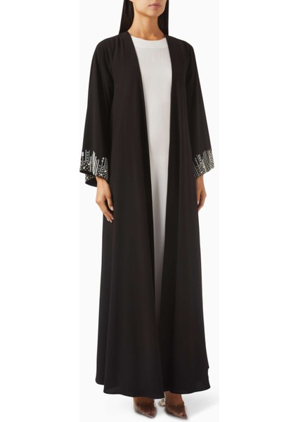 Şık Abiye Seti ile Ramazan'ı Zarafetle Kutlayın Üç Parça Abaya Seti ile Özel Günler Için Tasarlandı