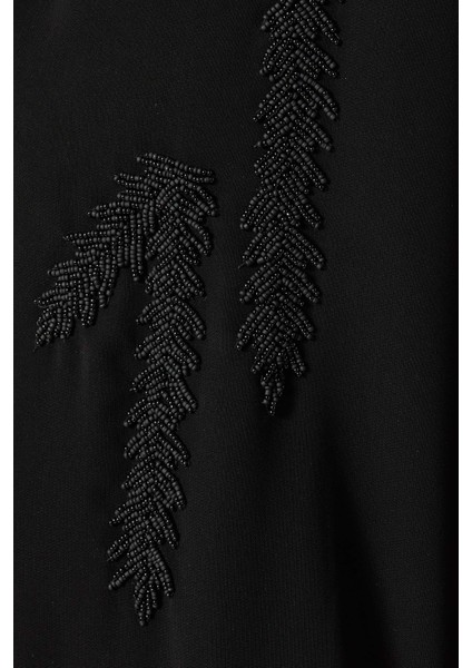 Şık Boncuk Süslemeli Rahat Abaya ve Uyumlu Sheila ile Zarif Duruş indirimleri