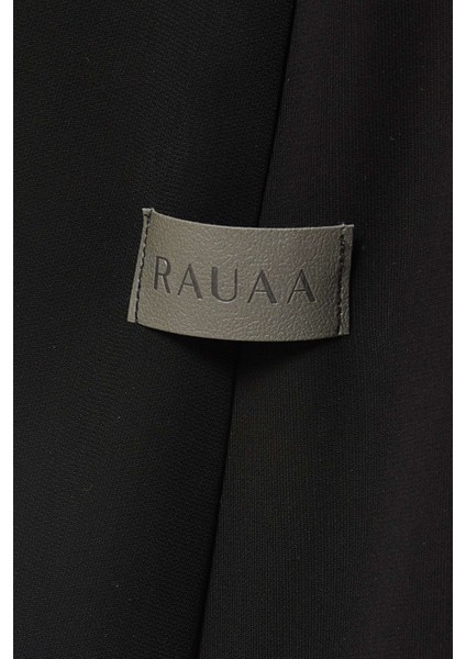 Şık Boncuk Süslemeli Rahat Abaya ve Uyumlu Sheila ile Zarif Duruş