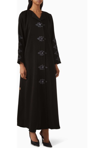 Modern Işlemeli Abaya ile Şık ve Günlük Giyimde Zarafet Sağlayın
