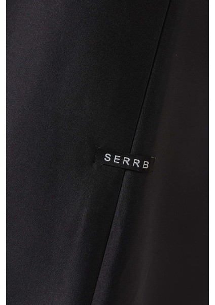 Şık A-Line Abaya Kaban Ince Dikiş ve Aksesuarlı Tasarım ile Şıklığınızı Tamamlayın indirimleri