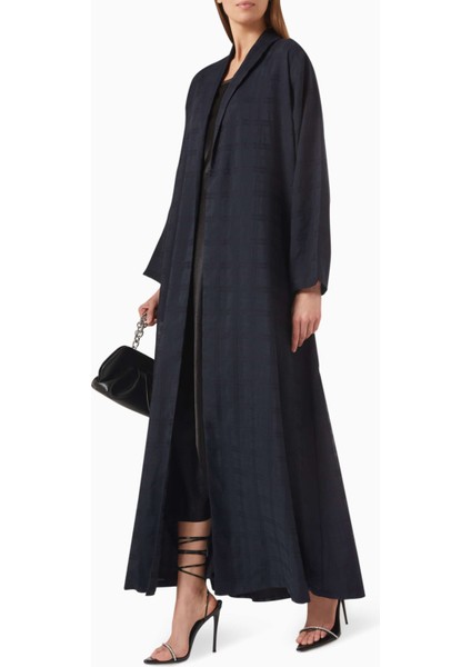 Zainah Düzensiz Kesim Abaya Konforlu ve Şık Tasarımıyla Göz Kamaştırıyor fiyatları