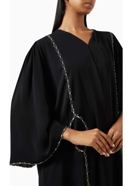 Şık Dikişli Abaya ile Gün Boyu Rahatlık ve Zarafet Sağlayın fırsatları