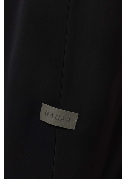 Şık Dikişli Abaya ile Gün Boyu Rahatlık ve Zarafet Sağlayın