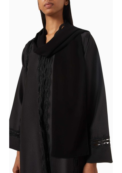 Şık Dantel Nakışlı Abaya Modern Kadınlar Için Ön Düğmeli Uzun Kollu Tasarım fırsatları