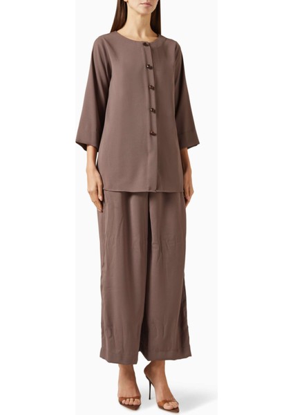 Şık 4 Parça Kemerli Abiye Takımı ile Günlük Gardırobunuzu Tamamlayın indirimleri