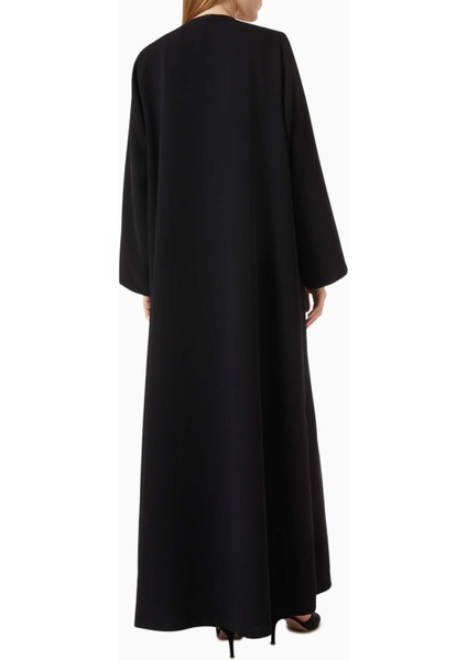 Kendinizi Şık Hissedin Tasarımlı Dikişli Abaya ile Rahat ve Modern Stil Yakalayın modelleri