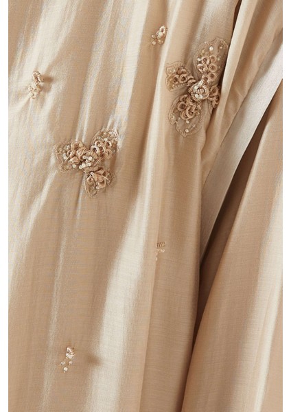 Şık Boncuk Süslemeli Abaya Ince Tencel Voile ile Zarafet ve Rahatlık Sunar