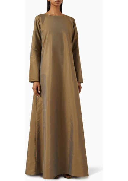 Zarif Abaya ve Elbise Seti ile Şıklığı Keşfedin Üç Parça Tasarım ve Konfor Bir Arada fırsatları