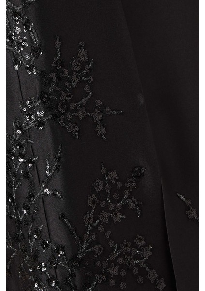 Şık Payet Detaylı Abaya Uzun Kollu ve Sheila Ile Konforlu Tasarım indirimleri