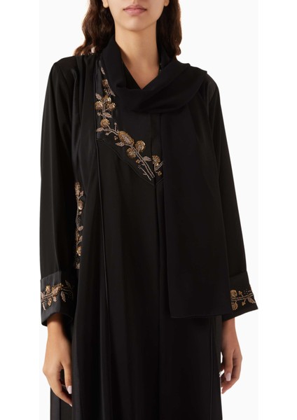 Şık Payetli Abaya Konforlu Tasarımı ve Uyumlu Şile ile Tarzınızı Tamamlayın fırsatları