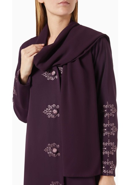 Modern Işlemeli Abaya ile Şık ve Günlük Giyimde Zarafet Sağlayın fırsatları
