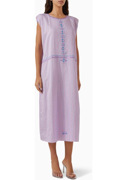 El Yapımı Nakışlı Abaya Seti Zarif Tasarım ve Kültürel Şıklık ile Modaya Yeni Bir Soluk Getiriyor indirimleri