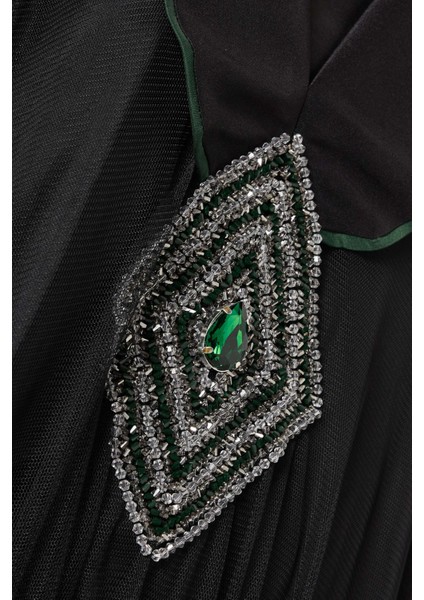 Organza Abaya Taş Süslemeli Şık Tasarım Pratik Ön Kapama ile Rahat Kullanım indirimleri