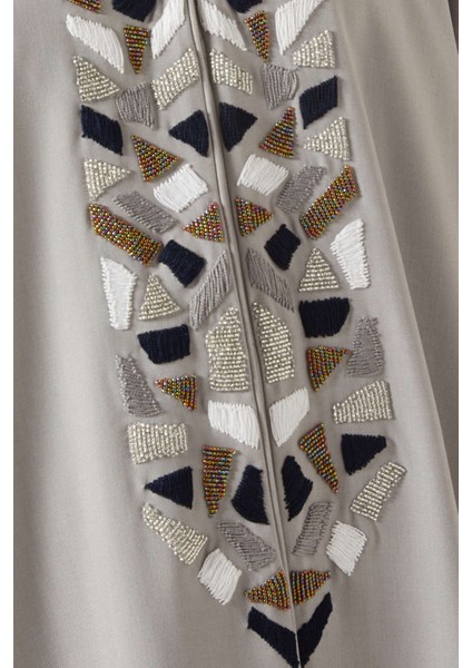 Günlük Şıklık Için Işlemeli Abaya ve Eşleşen Şila ile Rahat Kullanım indirimleri