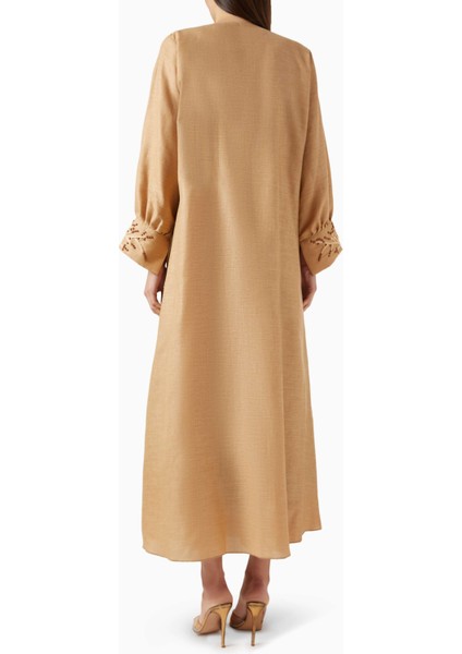 Ince Işlemeli Abaya Şıklığıyla Akşam Davetlerine Hazır Tasarım modelleri