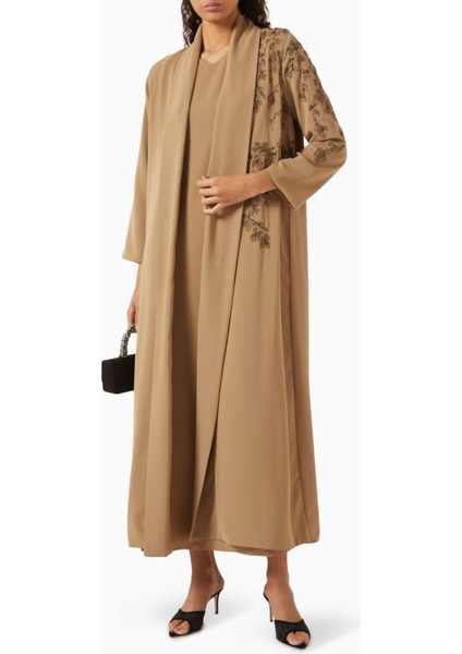 Şık Boncuk Işlemeli Abaya Rahat ve Kullanışlı Tasarım ile Günlük Şıklık Sunar fiyatları