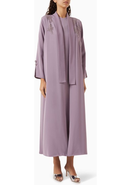 Şık Yüzüklü Abaya ile Rahat ve Zarif Tasarım Calla Stilinde