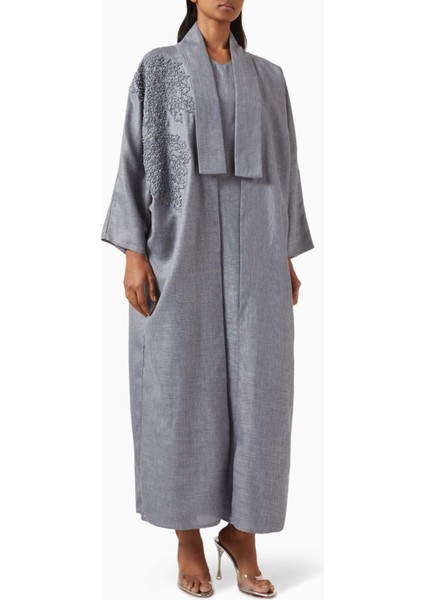 Kullanışlı Oversized Nakışlı Abaya Seti Vücuda Uygun Rahat Şıklık Için Ideal