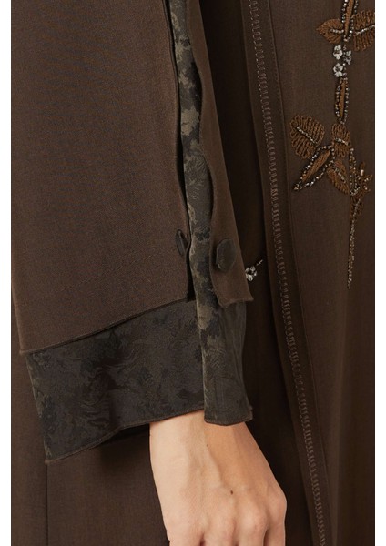 Şık Dikişli Abaya ile Günlük ve Gece Şıklığını Yakalayın indirimleri