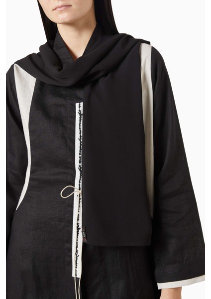 Zarif ve Modern Uzun Kollu Abaya Ince Kumaş ile Baştan Aşağı Şıklık Sunuyor fırsatları