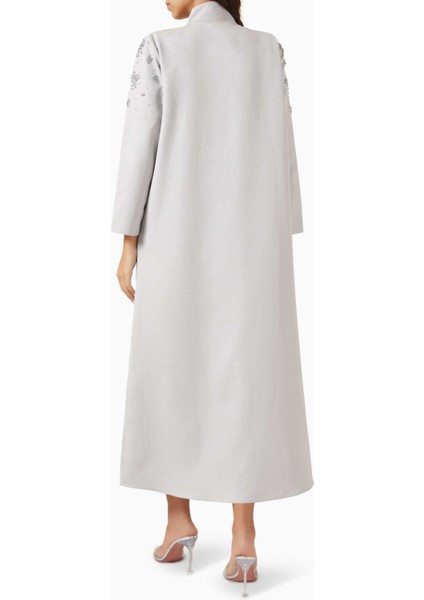 Fonksiyonel ve Şık Drape Yapısı ile Boncuk Süslemeli Abaya Modası modelleri