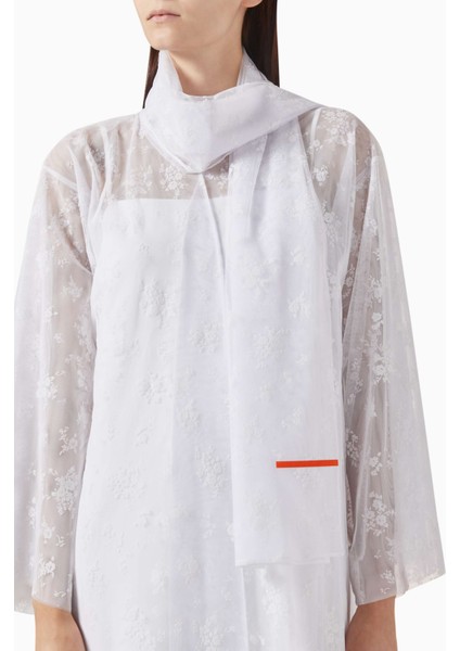 Şeffaf Tül Abaya Dandelion Motifi ile Aksesuar Sheila ile Birlikte Şık Tasarım